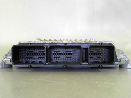 CALCULATEUR MOTEUR CITROEN C4 04-08