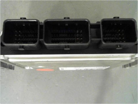 CALCULATEUR MOTEUR RENAULT SCENIC II PH.1 02-06