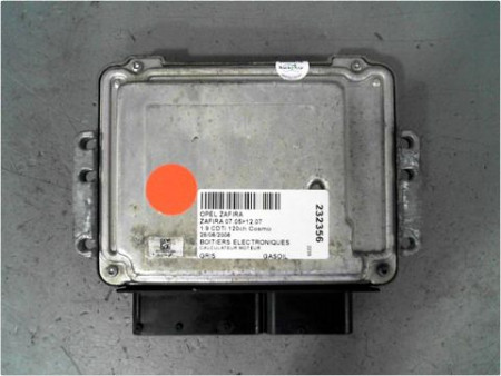 CALCULATEUR MOTEUR OPEL ZAFIRA 05-07