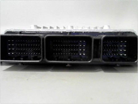 CALCULATEUR MOTEUR PEUGEOT 407 SW 04-08