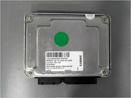 CALCULATEUR MOTEUR VOLKSWAGEN PASSAT 2000-2005