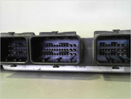 CALCULATEUR MOTEUR PEUGEOT PARTNER -2002