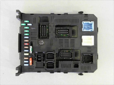 BOITIER GESTION HABITACLE PEUGEOT 307 2001-2005