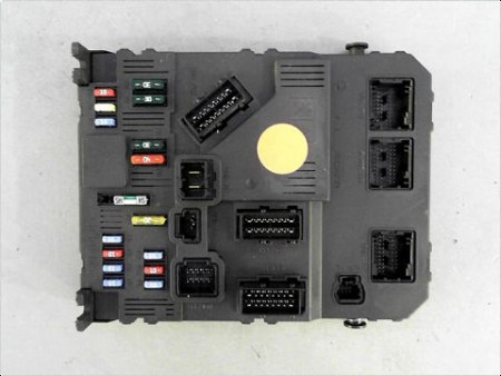 BOITIER GESTION HABITACLE PEUGEOT 206+ 09-13