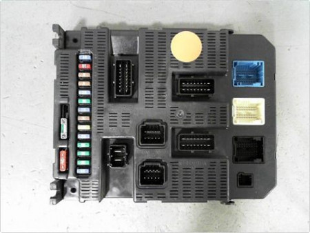 BOITIER GESTION HABITACLE CITROEN C4 04-08