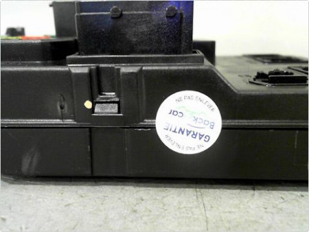 BOITIER GESTION HABITACLE PEUGEOT 206 98-09