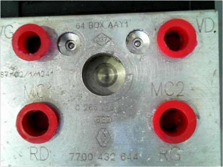 UNITE HYDRAULIQUE ABS RENAULT MEGANE I PH2 COUPE 99-02