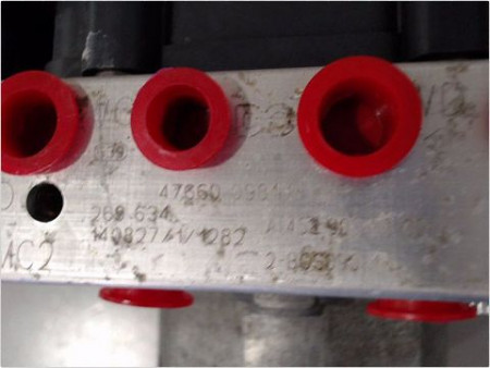 UNITE HYDRAULIQUE ABS RENAULT TWINGO III 14-20