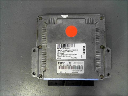 CALCULATEUR MOTEUR RENAULT TRAFIC COMBI L1H1 1000KG 2001-