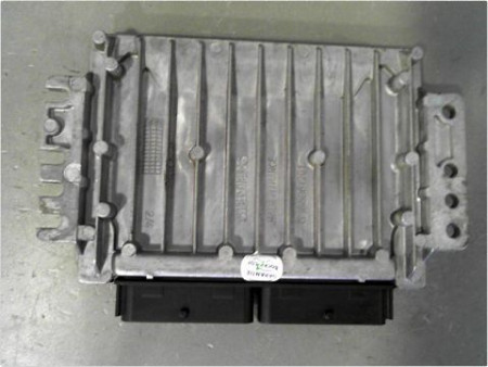 CALCULATEUR MOTEUR RENAULT CLIO II PH.1 98-2001