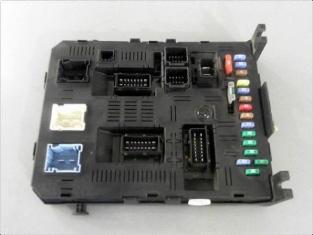BOITIER GESTION HABITACLE CITROEN C4 04-08