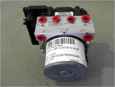 UNITE HYDRAULIQUE ABS TOYOTA AURIS II 2012-2015