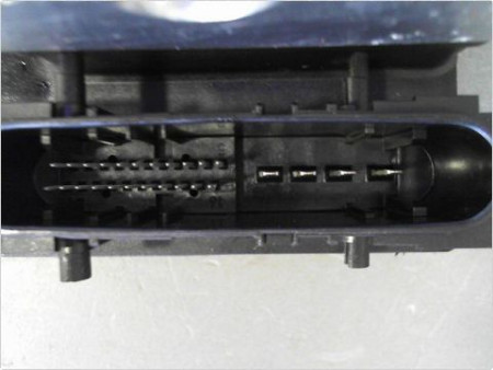 UNITE HYDRAULIQUE ABS TOYOTA AURIS II 2012-2015