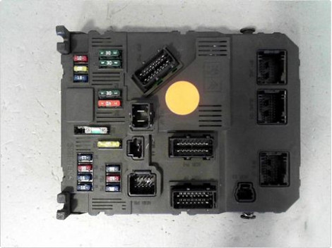 BOITIER GESTION HABITACLE PEUGEOT 206 98-09