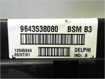 BOITE A FUSIBLES PEUGEOT 307 2001-2005