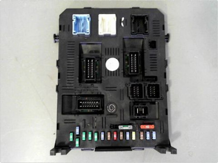 BOITIER GESTION HABITACLE PEUGEOT 407 SW