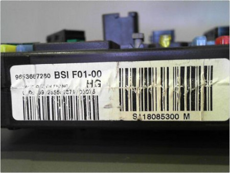 BOITIER GESTION HABITACLE PEUGEOT 1007 05-10