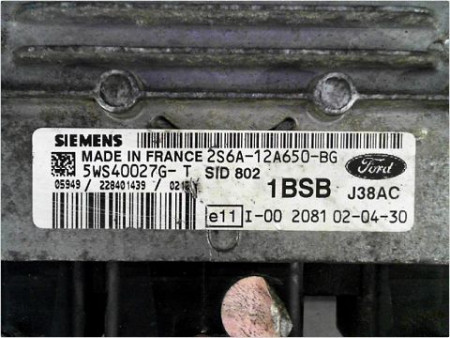 CALCULATEUR MOTEUR FORD FIESTA 02 -05