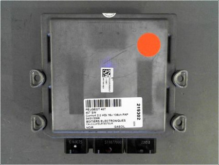 CALCULATEUR MOTEUR PEUGEOT 407 SW