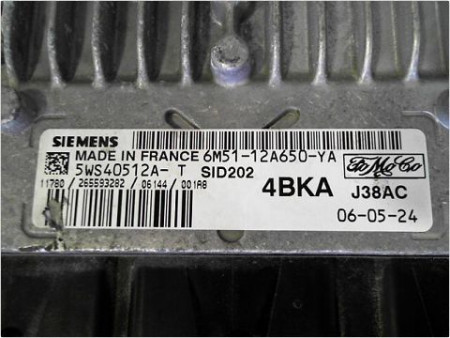 CALCULATEUR MOTEUR FORD FOCUS C-MAX 03-07