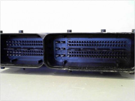 CALCULATEUR MOTEUR VOLKSWAGEN JETTA 05-10