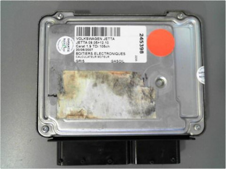 CALCULATEUR MOTEUR VOLKSWAGEN JETTA 05-10