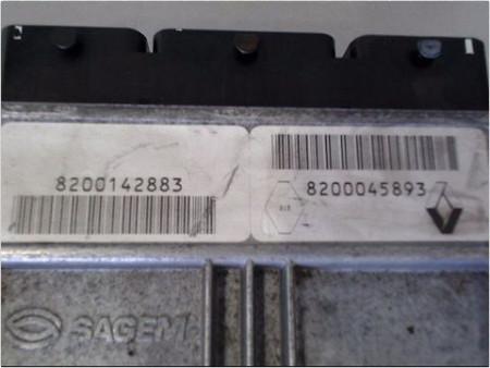 CALCULATEUR MOTEUR RENAULT LAGUNA II 00-2005