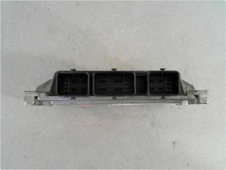 CALCULATEUR MOTEUR RENAULT TWINGO II 07-11