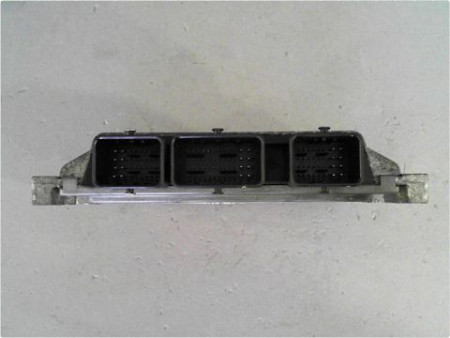 CALCULATEUR MOTEUR RENAULT TWINGO II 07-11