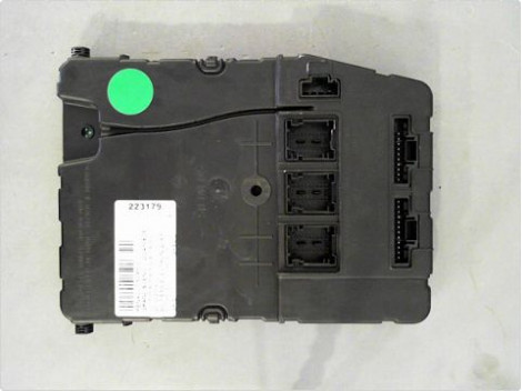 BOITIER GESTION HABITACLE RENAULT GRAND SCENIC II 2004-06