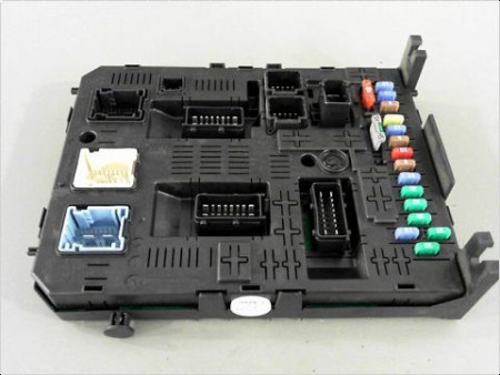 BOITIER GESTION HABITACLE PEUGEOT 308 2007-2011
