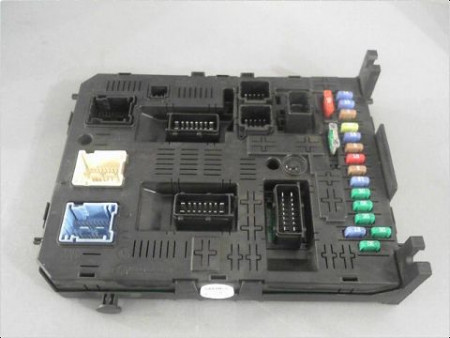 BOITIER GESTION HABITACLE CITROEN C4 04-08