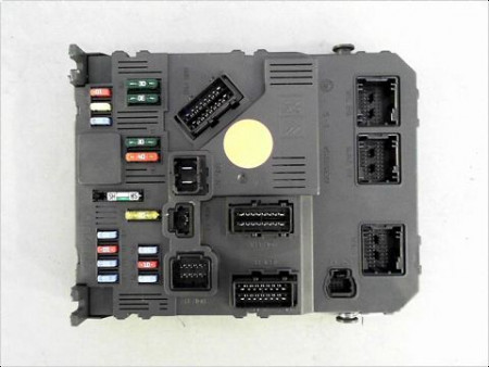 BOITIER GESTION HABITACLE PEUGEOT 206+ 09-13