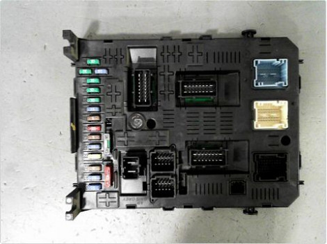 BOITIER GESTION HABITACLE PEUGEOT 308 2007-2011