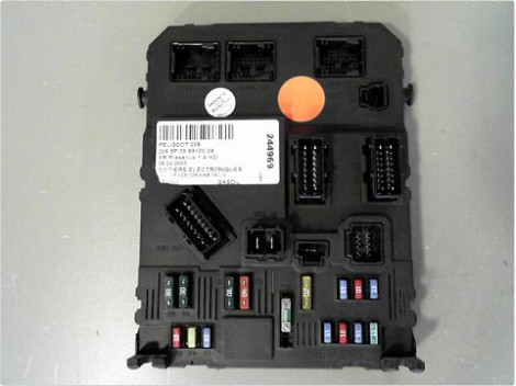 BOITIER GESTION HABITACLE PEUGEOT 206 98-09