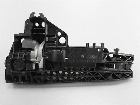 POIGNEE EXTERIEURE PORTE AVANT DROIT AUDI A4 11-16