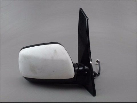 RETROVISEUR EXTERIEUR DROIT TOYOTA AVENSIS VERSO 04-06