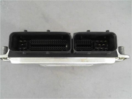 CALCULATEUR MOTEUR VOLKSWAGEN POLO IV 02-05