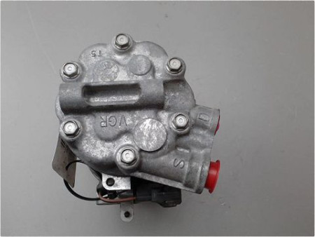 COMPRESSEUR AIR CONDITIONNE FIAT GRANDE PUNTO