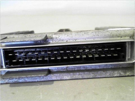 CALCULATEUR MOTEUR RENAULT KANGOO 97-2000