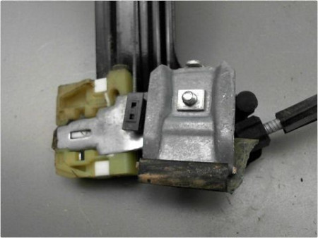 MECANISME LEVE-GLACE AVANT DROIT VOLKSWAGEN TOURAN PH2 06-10