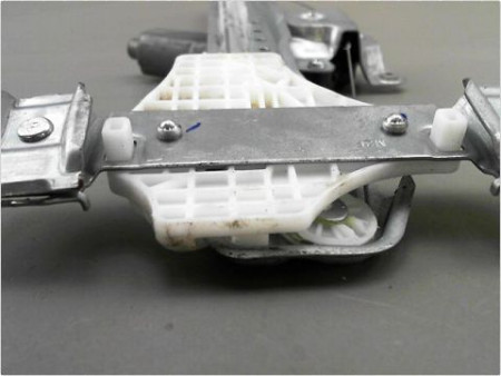 MECANISME LEVE-GLACE AVANT GAUCHE OPEL KARL 2015-