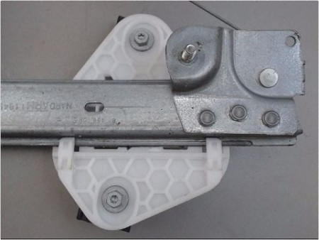 MECANISME LEVE-GLACE ARRIERE DROIT DACIA LOGAN MCV PH2 08-13