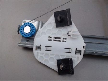 MECANISME LEVE-GLACE ARRIERE DROIT DACIA LOGAN MCV PH2 08-13