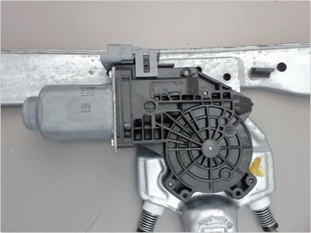 MECANISME LEVE-GLACE AVANT DROIT CITROEN DS3 09-14