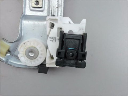 MECANISME LEVE-GLACE AVANT GAUCHE CITROEN DS3 09-14