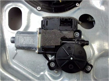 MECANISME LEVE-GLACE AVANT GAUCHE VOLKSWAGEN TRANSPORTER LONG TOLE 15-20