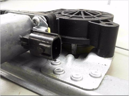 MECANISME LEVE-GLACE ARRIERE GAUCHE DACIA SANDERO II 12-17