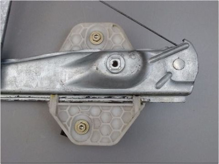 MECANISME LEVE-GLACE ARRIERE DROIT RENAULT CLIO II PH.1 98-2001