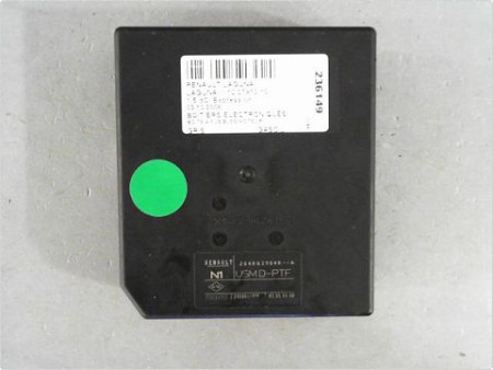 BOITE A FUSIBLES RENAULT LAGUNA III 07-10